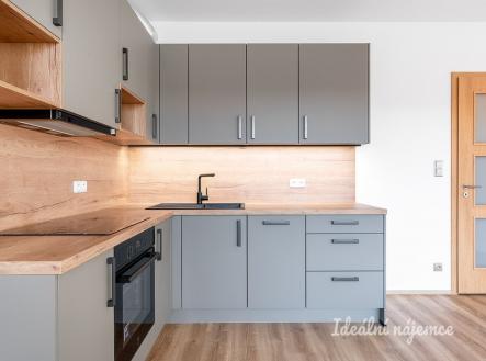 Pronájem bytu, 3+kk, 67 m²