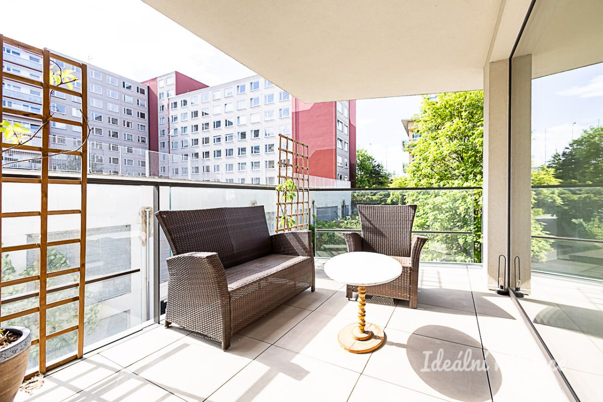 Pronájem bytu 2+kk, Pod Děkankou, Nusle, 27900 Kč/měs, 59 m2