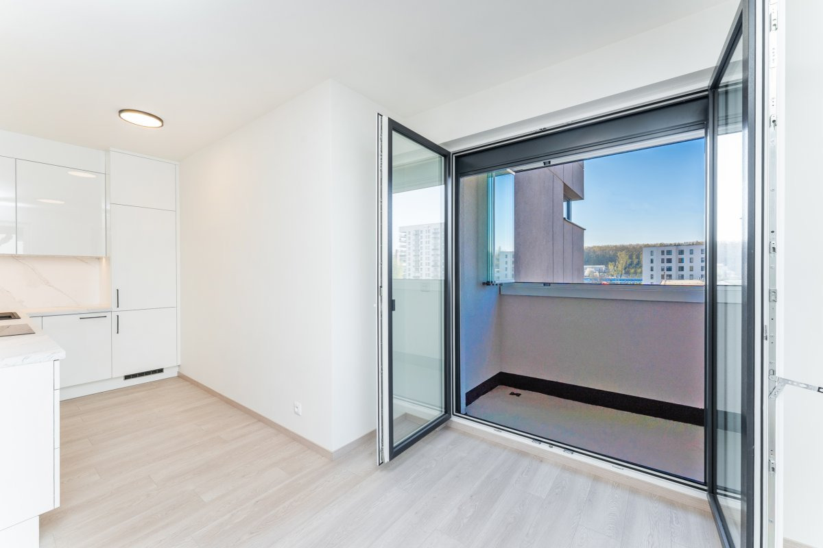 Pronájem bytu 1+kk, Poděbradská, Vysočany,  43 m2