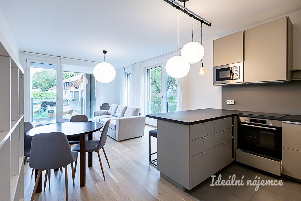 Pronájem bytu 2+kk, Lysolajské údolí, Lysolaje, 29900 Kč/měs, 62 m2