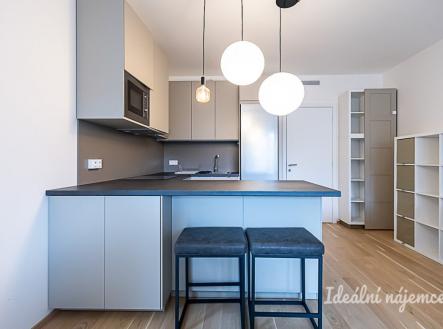 Pronájem bytu, 2+kk, 62 m²
