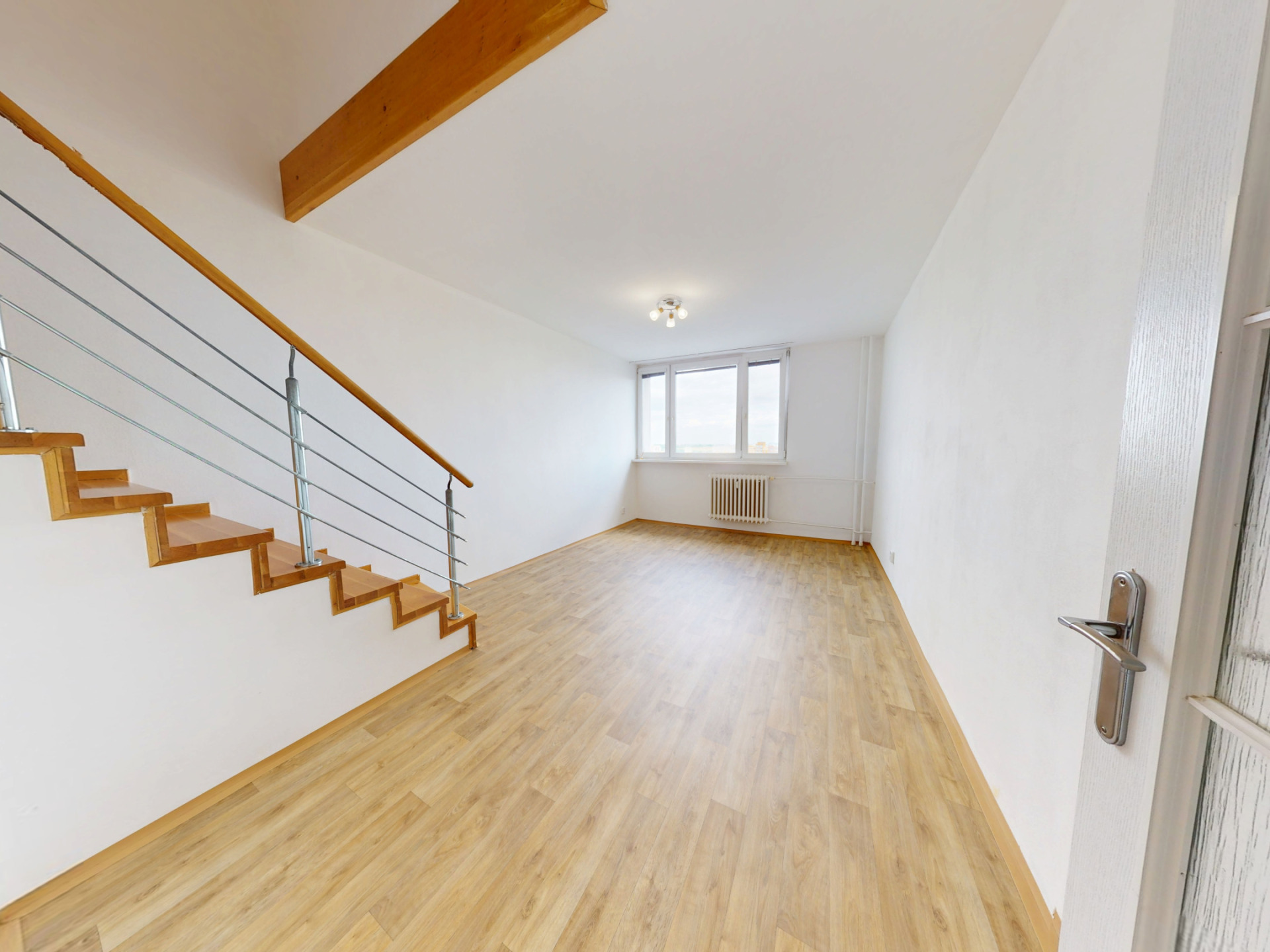 Podnájem mezonetového bytu 3+1, 74 m², ul. Ivana Sekaniny – Ostrava Poruba