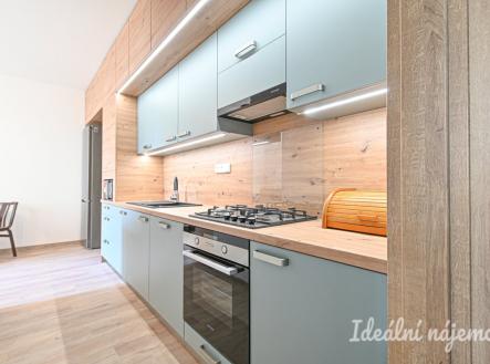 Pronájem bytu, 2+1, 70 m²