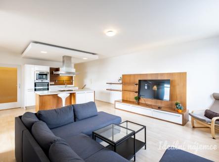 Pronájem bytu, 4+kk, 116 m²