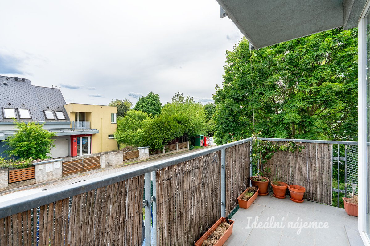 Pronájem bytu 2+kk, Pod Nouzovem, Kbely, 22900 Kč/měs, 65 m2