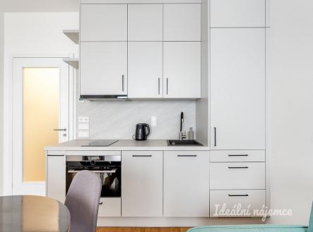 Pronájem bytu, 1+kk, 31 m²