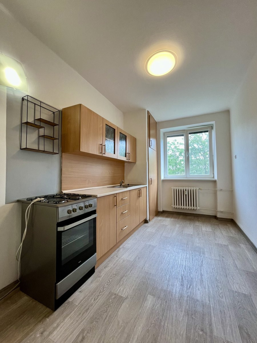 Pronájem bytu 1+1, Dvorní, Poruba, 9600 Kč/měs, 38 m2
