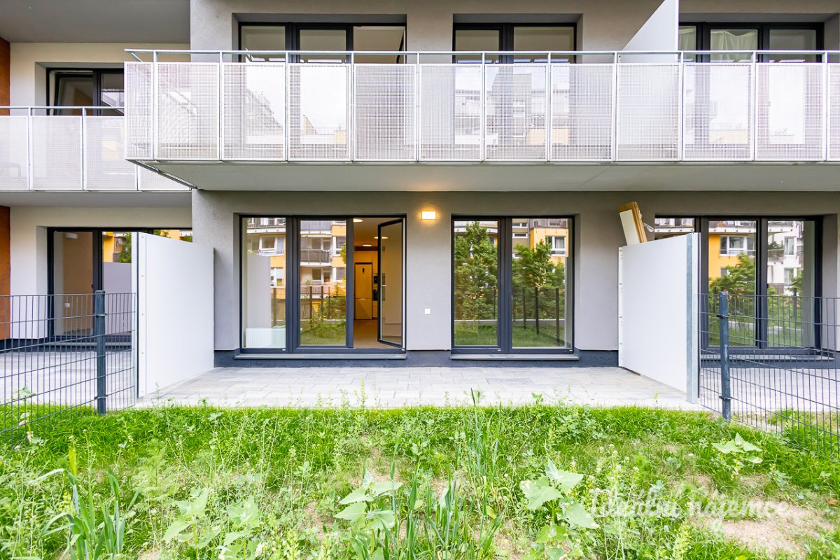 Pronájem bytu 2+kk, Gerstelova, Vysočany, 23900 Kč/měs, 52 m2