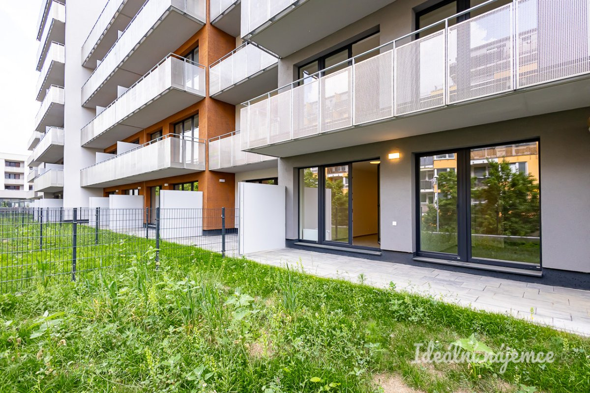 Pronájem bytu 2+kk, Gerstelova, Vysočany, 23900 Kč/měs, 52 m2