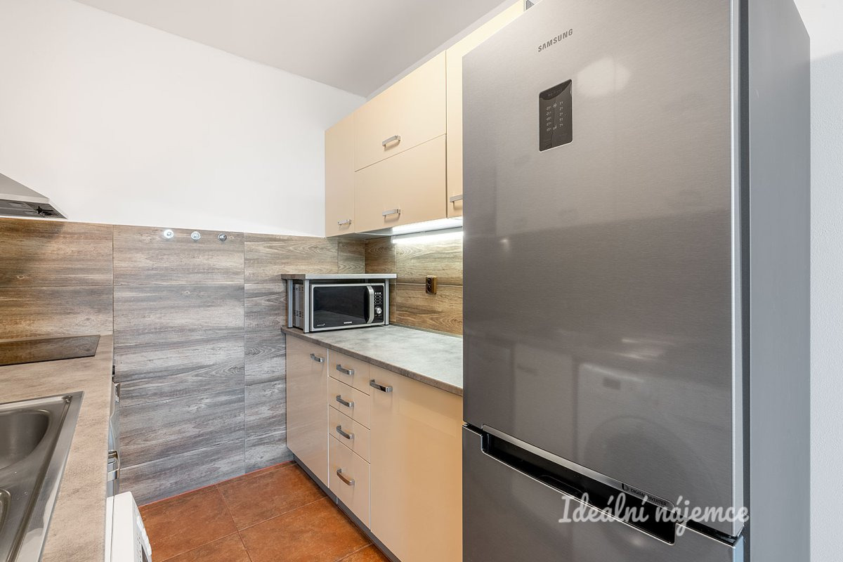 Pronájem bytu 2+kk, Jiránkova, Řepy,  45 m2