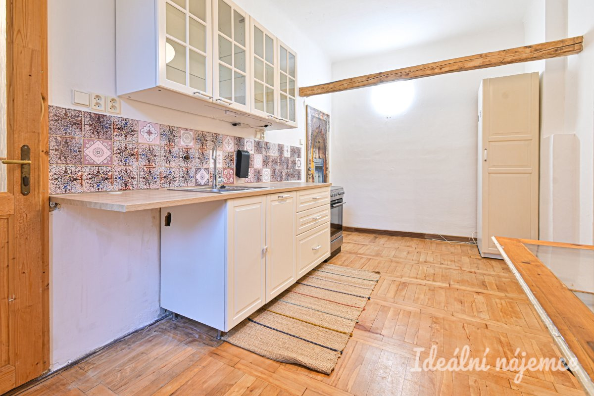 Pronájem bytu 1+1, Schovaná, Staré Brno,  17.500 Kč/měs, 41 m2