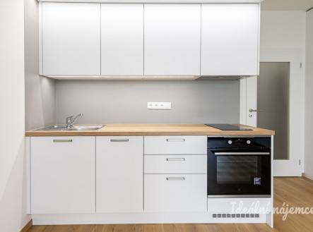 Pronájem bytu, 1+kk, 33 m²