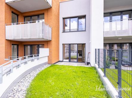 Pronájem bytu, 1+kk, 44 m²