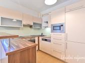 Pronájem bytu, 3+kk, 71 m²