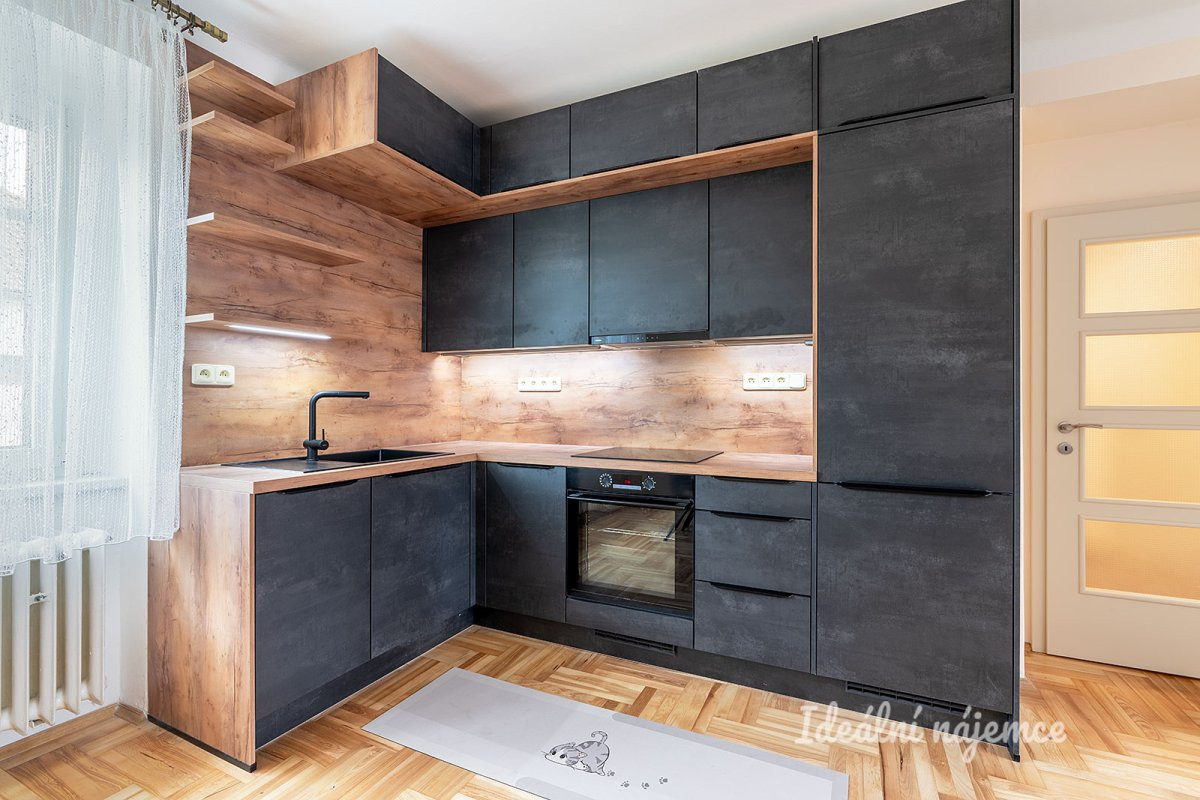 Pronájem bytu 3+kk, Romana Blahníka, Zbraslav, 78 m2