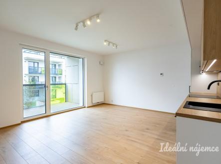 Pronájem bytu, 1+kk, 37 m²