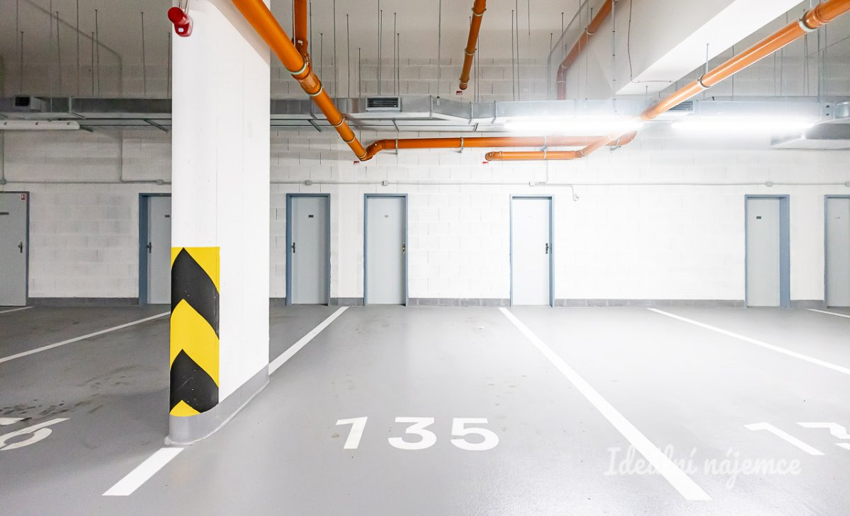 Pronájem bytu 2+kk, Poděbradská, Hloubětín, 27900 Kč/měs, 64 m2