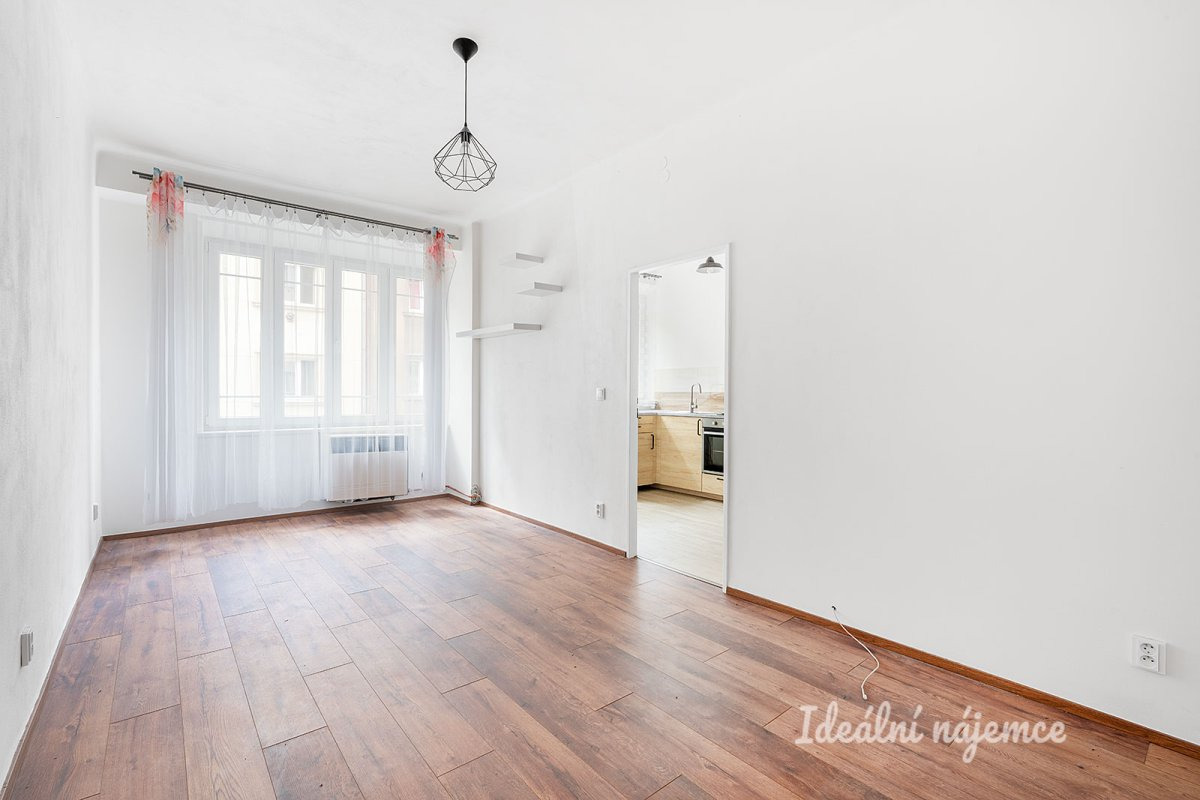 Pronájem bytu 1+1, U libeňského pivovaru, Libeň, 17.500 Kč/měs, 35 m2