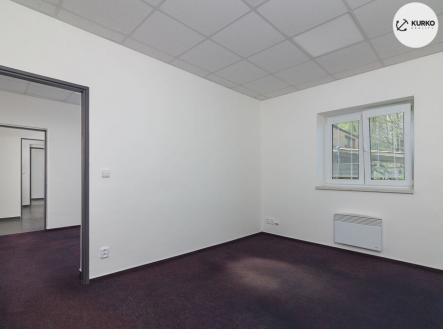 komercni-objekt-repiste-11.jpg | Pronájem - dům/vila, 142 m²