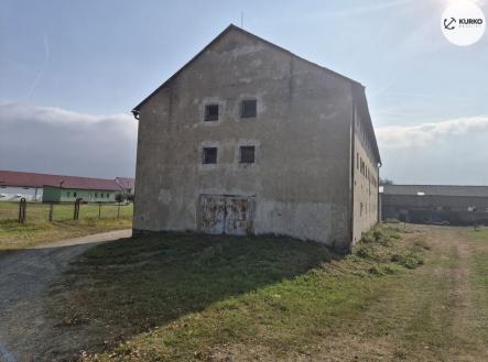 20240831-091647-1.jpg | Pronájem - zemědělský objekt, 524 m²