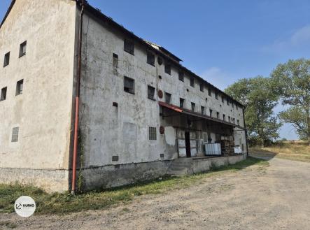 20240831-091553-1.jpg | Pronájem - výrobní prostor, 752 m²
