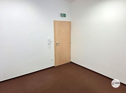 20231024-144510.jpg | Pronájem - kanceláře, 13 m²