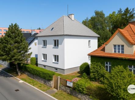 chatgpt-image-6.6.2025-13-41-11.png | Prodej - dům/vila, 155 m²
