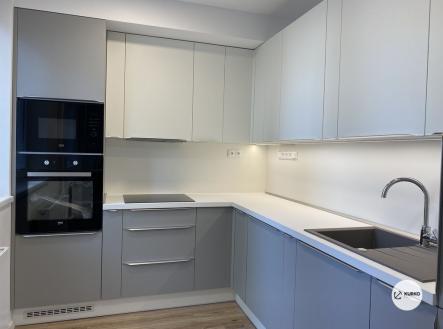 img-7866.jpeg | Pronájem bytu, 3+kk, 61 m²