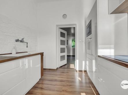 p1667613.jpg | Prodej bytu, 3+kk, 65 m²