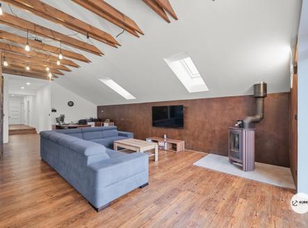 p1668635.jpg | Prodej bytu, 4+1, 265 m²