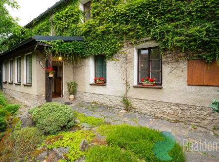 Prodej - zemědělský objekt, 1 852 m² obrázek