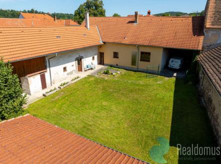 dji-0381.jpg | Prodej - zemědělský objekt, 1 594 m²