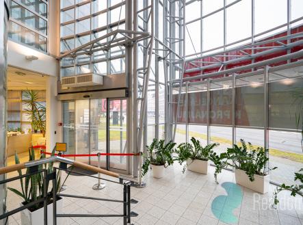 dsc01499.jpg | Pronájem - kanceláře, 844 m²