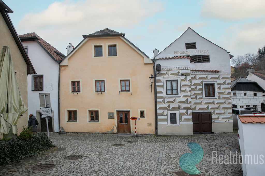 5d4-1279-1.jpg