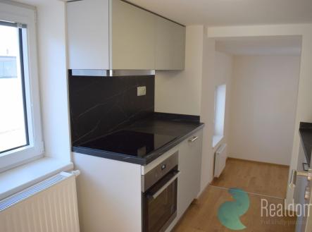 Pronájem bytu, 1+1, 30 m² obrázek