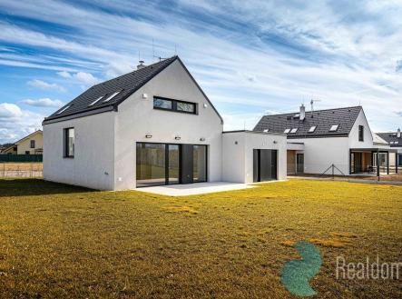 gallery-001.jpg | Prodej - dům/vila, 133 m²