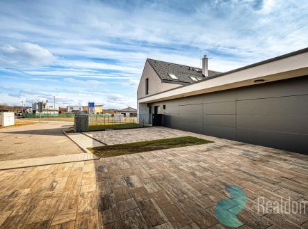 gallery-001.jpg | Prodej - dům/vila, 148 m²