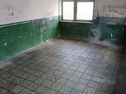 285f7f45-837c-4677-b34f-1673770a89f9.jpeg | Pronájem - výrobní prostor, 98 m²