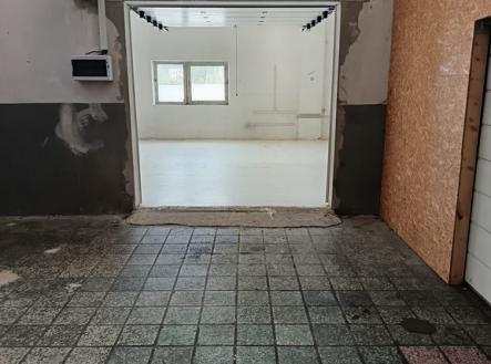 c38319c6-ad03-4888-947c-2b479d79fa14.jpeg | Pronájem - výrobní prostor, 98 m²