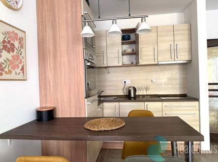 img-20250422-wa0011.jpg | Pronájem bytu, 1+kk, 38 m²