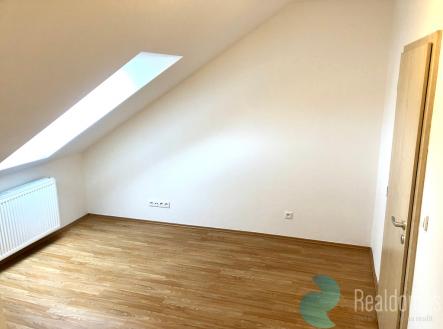img-1630.jpg | Pronájem bytu, 2+kk, 40 m²