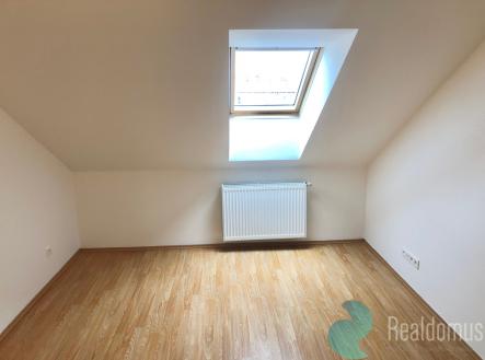 img-1628.jpg | Pronájem bytu, 2+kk, 40 m²