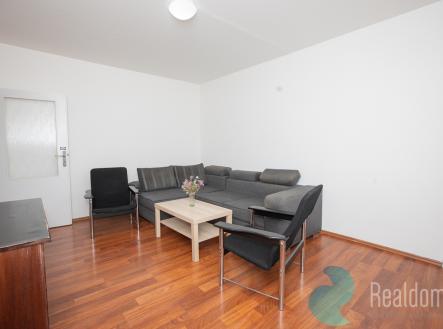 5d4-9045.jpg | Pronájem bytu, 3+1, 62 m²