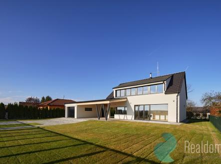 Pronájem - dům/vila, 193 m² obrázek