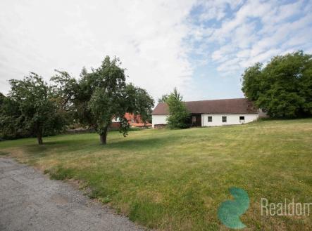 5d4-9084.jpg | Prodej - zemědělský objekt, 1 407 m²