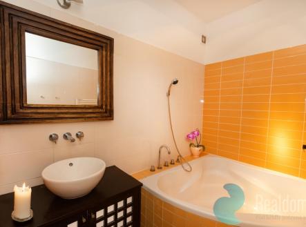 136a6141.jpg | Prodej bytu, 2+kk, 82 m²