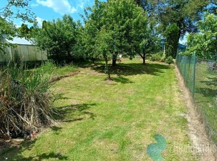 img-20240608-122127581-hdr-optimized.jpg | Prodej - pozemek, zahrada, 337 m²