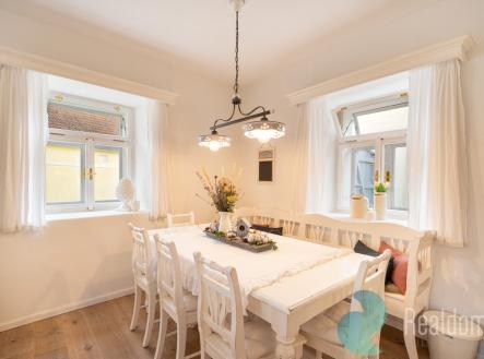 Obytná kuchyně | Prodej - chata/rekreační objekt, 159 m²