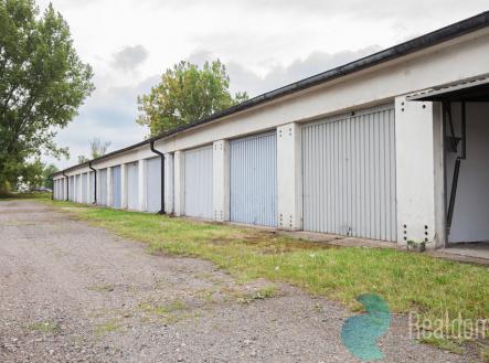 img-1762-up.jpg | Prodej - malý objekt/garáž