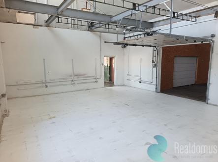6c934276-e66c-44b0-94ac-6f9faa563746.jpg | Pronájem - výrobní prostor, 98 m²